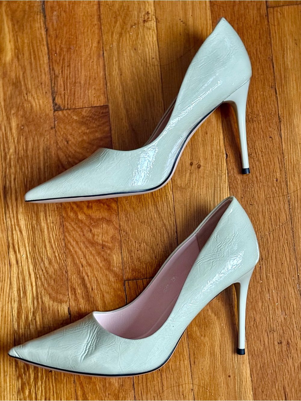 BRAND NEW Women’s Pointed Toe Stiletto Pumps in Light Mint